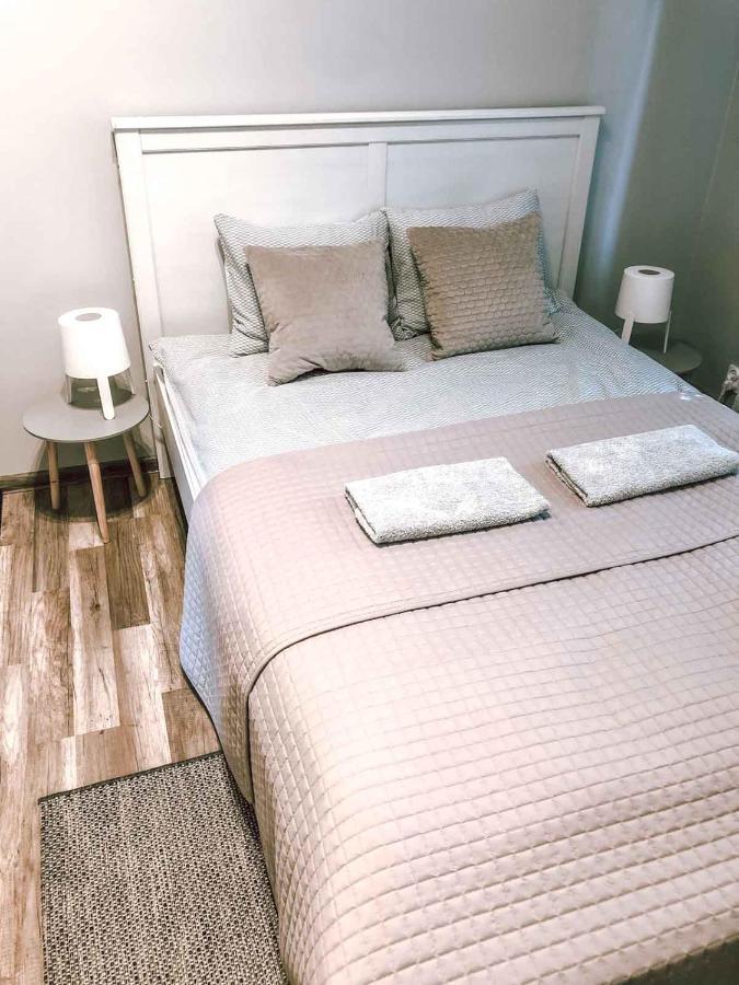 Bankowa 8 Guest Rooms Zielona Góra Kültér fotó